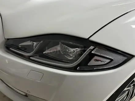 Jaguar XJ 2017 года за 24 500 000 тг. в Актобе – фото 14