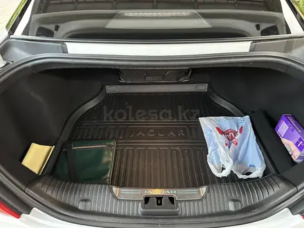 Jaguar XJ 2017 года за 24 500 000 тг. в Актобе – фото 13