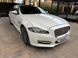 Jaguar XJ 2017 года за 24 500 000 тг. в Актобе – фото 2