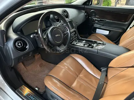 Jaguar XJ 2017 года за 24 500 000 тг. в Актобе – фото 5