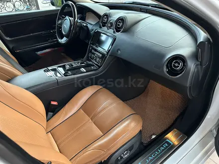 Jaguar XJ 2017 года за 24 500 000 тг. в Актобе – фото 8