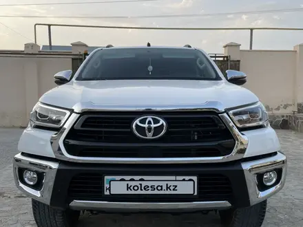 Toyota Hilux 2022 года за 21 000 000 тг. в Актау