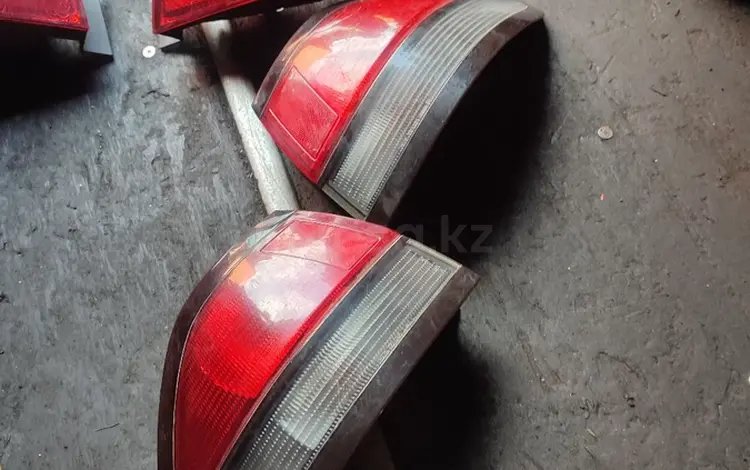 Мазда птичка задней фонари за 15 000 тг. в Алматы