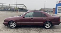 Mercedes-Benz E 230 1996 годаfor2 800 000 тг. в Алматы – фото 2