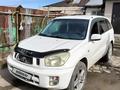 Toyota RAV4 2003 годаfor3 500 000 тг. в Сарыозек