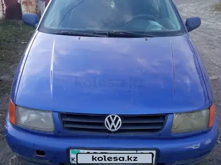 Volkswagen Polo 1996 года за 850 000 тг. в Караганда – фото 3