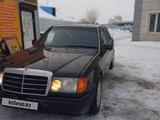 Mercedes-Benz E 220 1991 года за 1 850 000 тг. в Усть-Каменогорск – фото 5