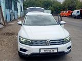 Volkswagen Tiguan 2017 года за 10 700 000 тг. в Алматы