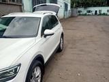 Volkswagen Tiguan 2017 года за 10 700 000 тг. в Алматы – фото 5
