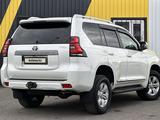 Toyota Land Cruiser Prado 2022 года за 28 300 000 тг. в Караганда – фото 4