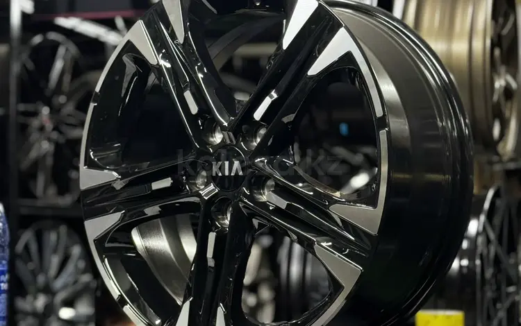 Диски R18 оригинальные параметры KIA K5 R18 5x114.3 за 249 000 тг. в Астана