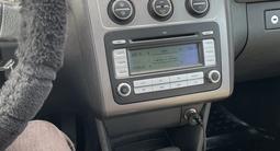 Volkswagen Touran 2007 годаfor3 700 000 тг. в Караганда – фото 3