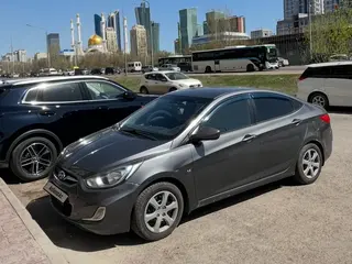 Hyundai Accent
