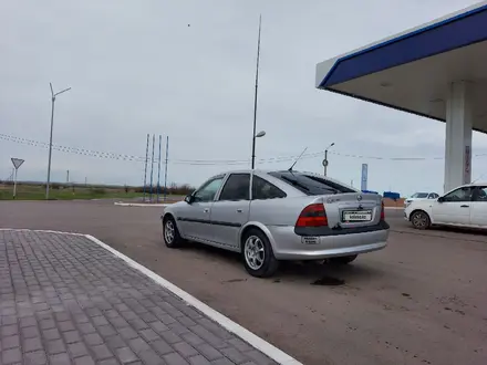 Opel Vectra 1997 года за 1 900 000 тг. в Караганда – фото 11