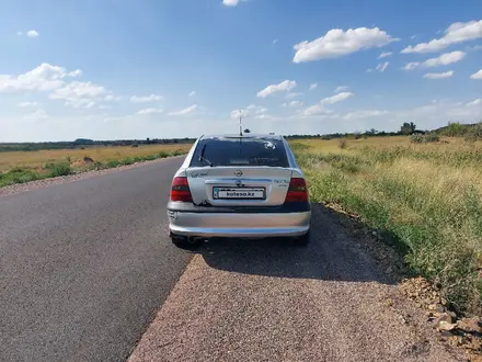 Opel Vectra 1997 года за 1 900 000 тг. в Караганда – фото 4