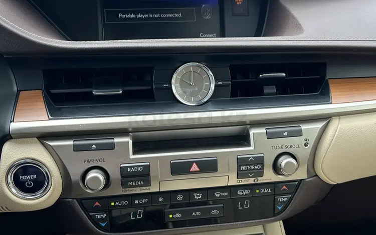 Lexus ES 300h 2016 года за 10 700 000 тг. в Актау