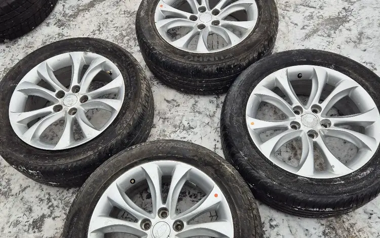 Диски оргинал киа хундай потходит хорошо состояние 4шт без шина за 180 000 тг. в Алматы
