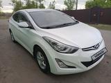 Hyundai Elantra 2016 годаүшін5 600 000 тг. в Караганда – фото 2