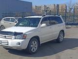 Toyota Highlander 2004 года за 7 900 000 тг. в Семей – фото 3