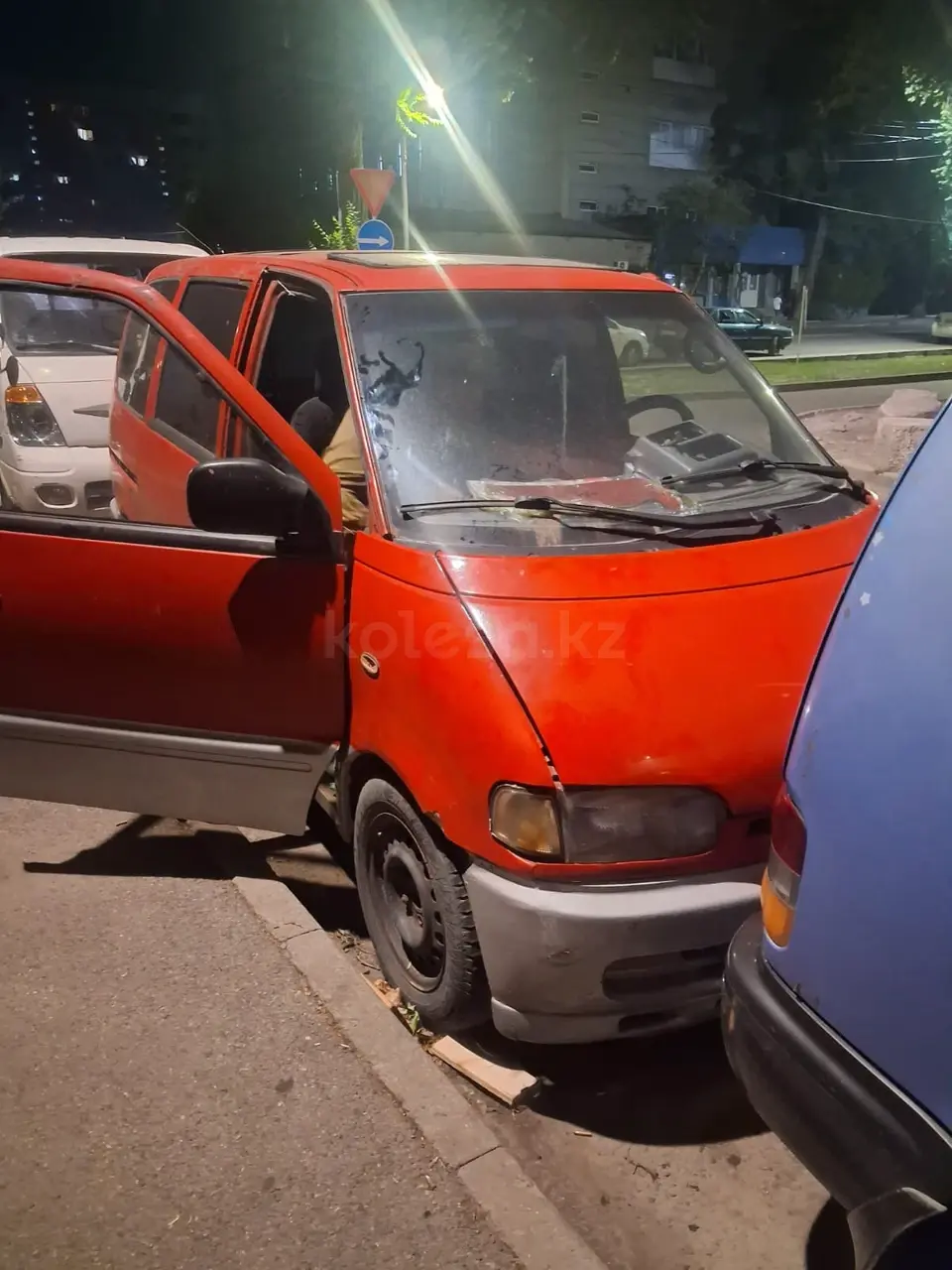 Nissan Serena, 1994