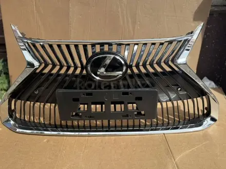 Решетка на Lexus es за 65 000 тг. в Алматы