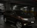 Toyota Highlander 2013 года за 8 000 000 тг. в Атырау