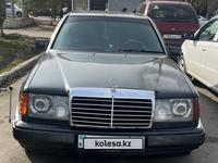 Mercedes-Benz E 200 1993 годаүшін1 500 000 тг. в Алматы