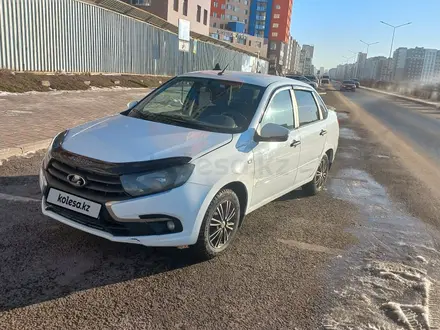 ВАЗ (Lada) Granta 2190 2018 года за 3 400 000 тг. в Астана