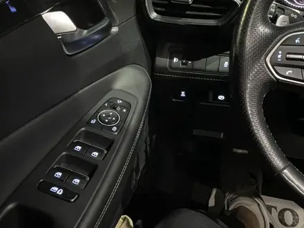 Hyundai Santa Fe 2023 года за 15 000 000 тг. в Актобе – фото 17
