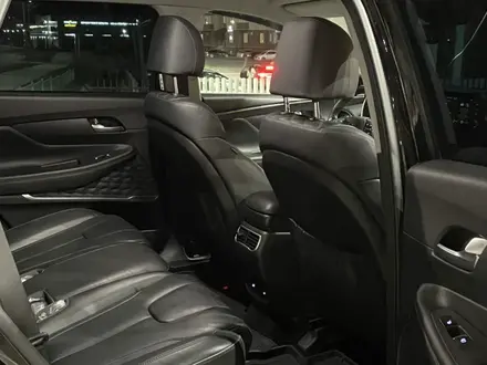 Hyundai Santa Fe 2023 года за 15 000 000 тг. в Актобе – фото 19