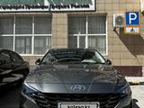 Hyundai Elantra 2023 года за 10 700 000 тг. в Алматы