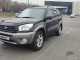 Toyota RAV4 2003 годаfor5 250 000 тг. в Алматы