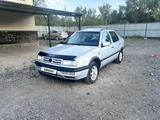 Volkswagen Vento 1993 года за 1 000 000 тг. в Караганда
