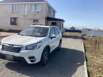 Subaru Forester 2019 года за 8 200 000 тг. в Актобе – фото 4