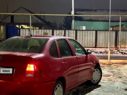 Volkswagen Polo 2001 года за 2 300 000 тг. в Алматы – фото 4