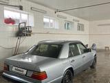 Mercedes-Benz E 230 1992 года за 1 000 000 тг. в Актобе – фото 2