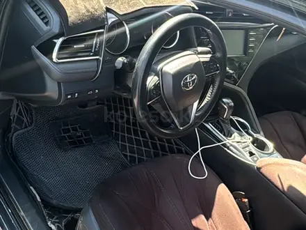 Toyota Camry 2018 года за 11 000 000 тг. в Кызылорда – фото 12