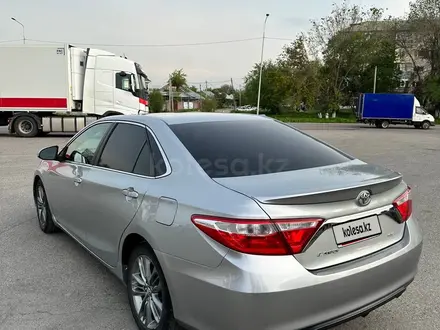 Toyota Camry 2016 года за 10 500 000 тг. в Алматы – фото 28