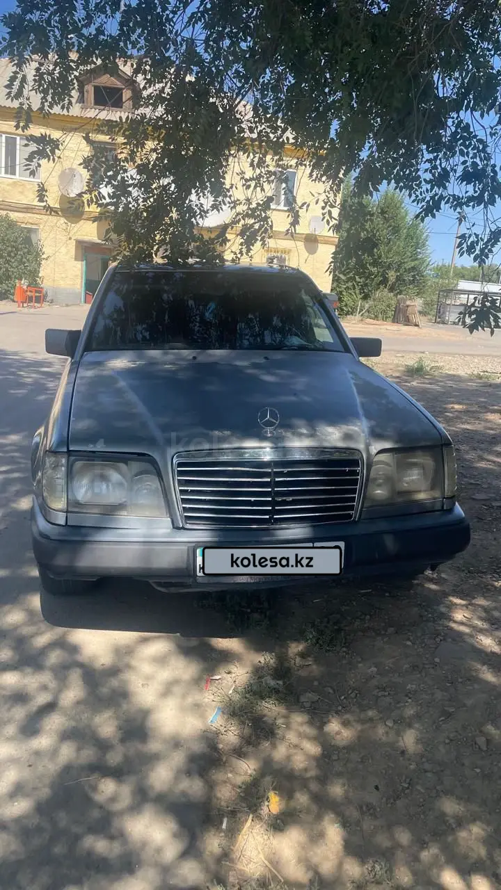 Mercedes-Benz E-Class, 1989
