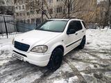 Mercedes-Benz ML 320 1998 годаfor2 950 000 тг. в Алматы