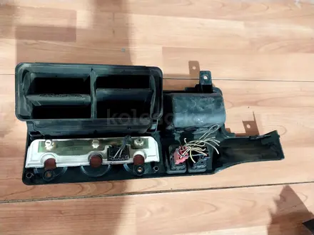 Дефлектор обдува на Форд Эскорт за 10 000 тг. в Караганда – фото 2