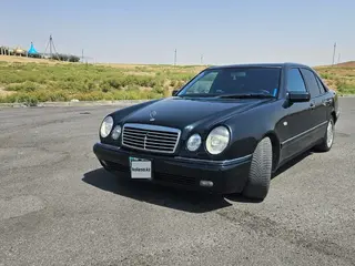 Mercedes-Benz E 280