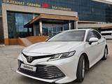 Toyota Camry 2021 года за 13 800 000 тг. в Актау