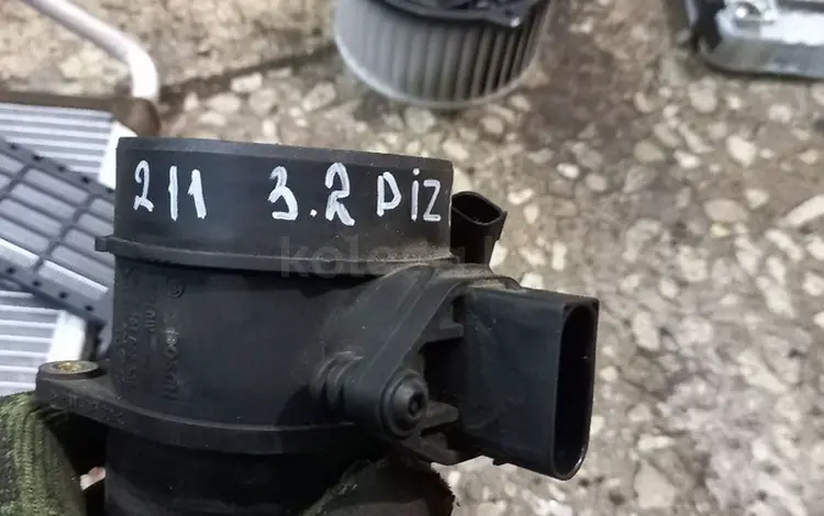 Расходомер воздуха мерседес Е 211, 3.2 диз за 60 000 тг. в Караганда