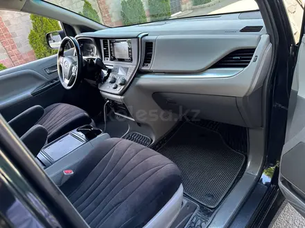 Toyota Sienna 2019 годаүшін15 900 000 тг. в Алматы – фото 11