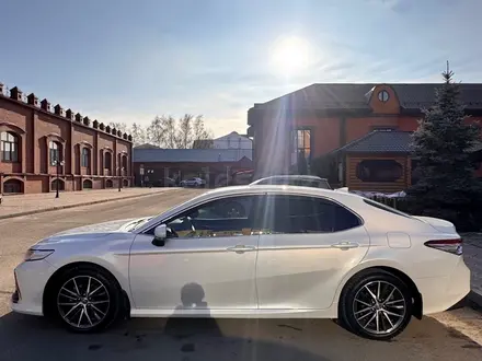 Toyota Camry 2021 года за 15 500 000 тг. в Павлодар – фото 4