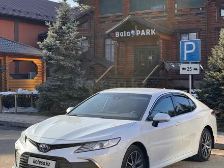 Toyota Camry 2021 года за 15 500 000 тг. в Павлодар – фото 5