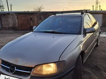 Opel Omega 1996 года за 1 000 000 тг. в Семей – фото 3