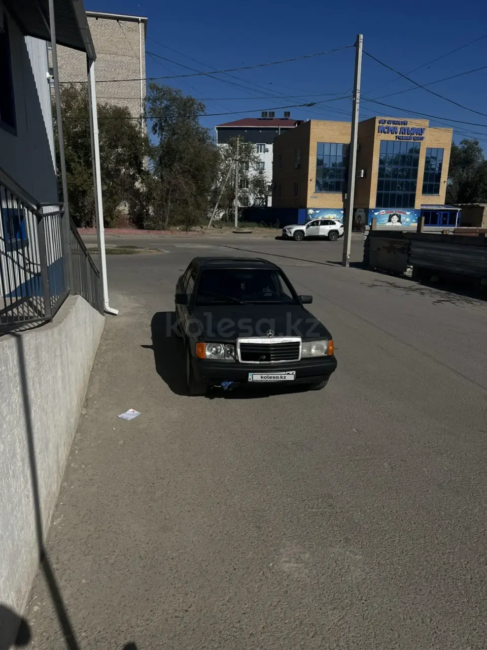 Mercedes-Benz 190, 1992