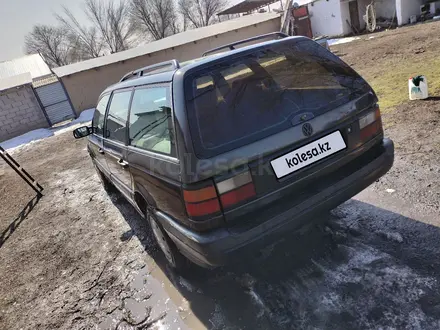 Volkswagen Passat 1992 года за 1 100 000 тг. в Мерке – фото 3